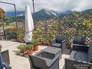 Quadrilocale in Vendita a Carrara, zona Fabbrica, 250'000€, 100 m²