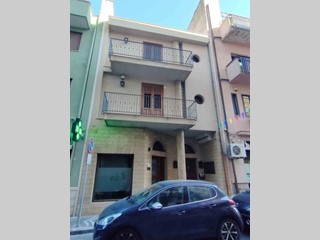 Trilocale in Affitto a Casteldaccia, 550€, 80 m²