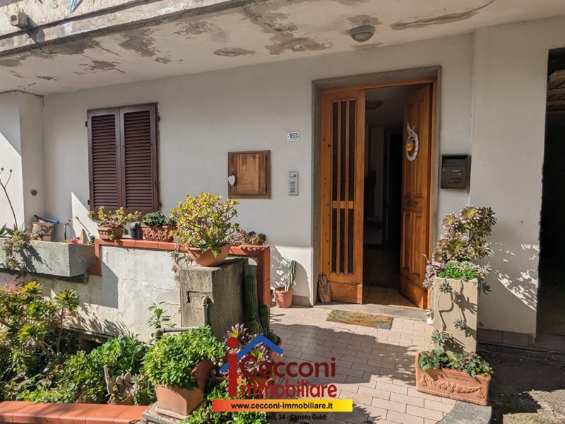 Appartamento in Vendita a Lamporecchio, 165'000€, 120 m², con Box