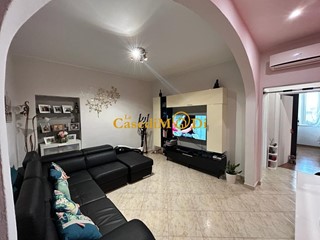 Quadrilocale in Vendita a Livorno, 120'000€, 78 m²