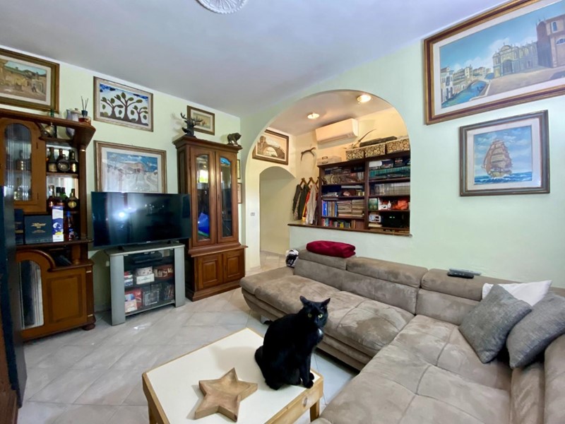 Casa Indipendente in Vendita a Poggio a Caiano, 230'000€, 113 m²