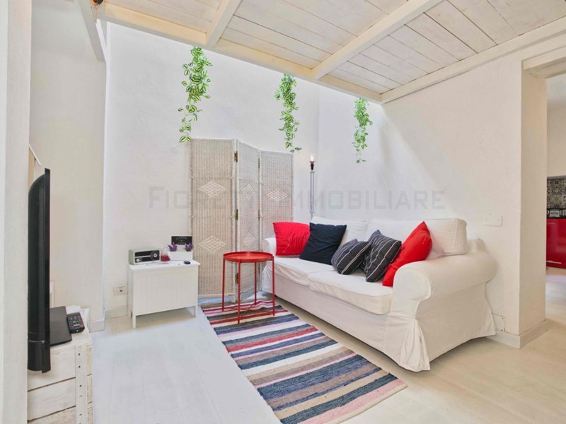 Bilocale in Vendita a Suvereto, 92'000€, 38 m², arredato