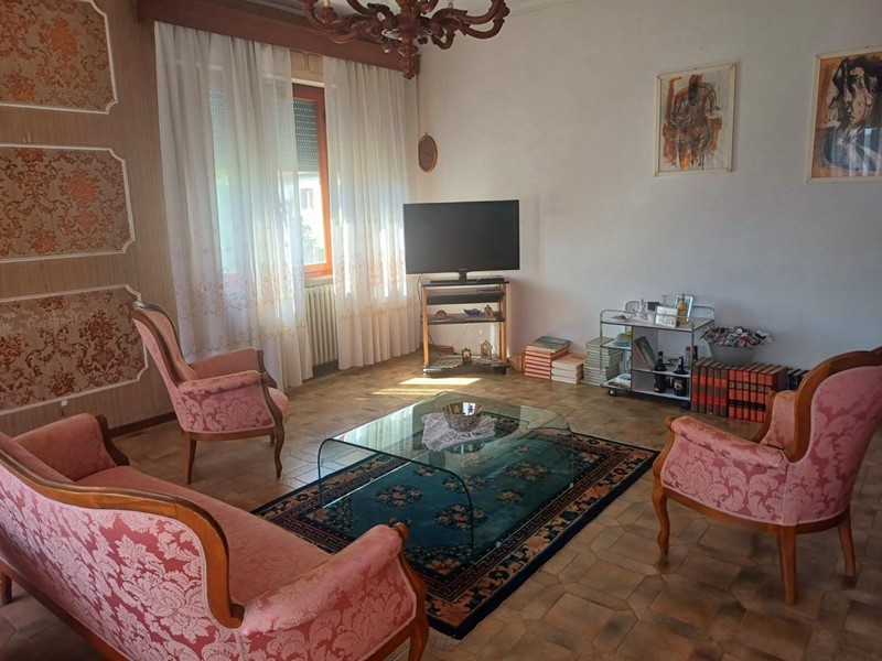 Appartamento in Vendita a Cascina, zona San Frediano a Settimo, 227'000€, 140 m²