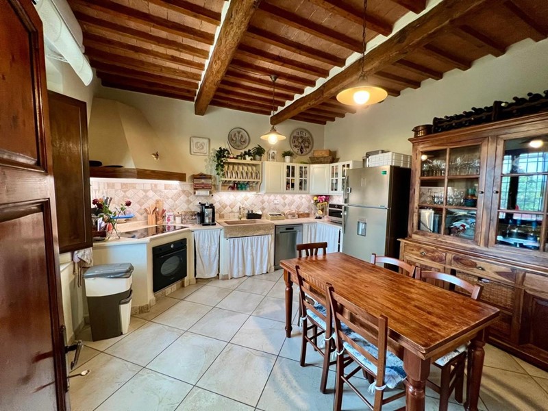 Quadrilocale in Vendita a Vecchiano, 299'000€, 161 m², arredato