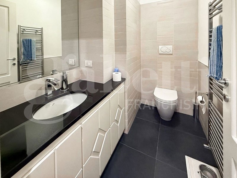 Appartamento in Vendita a Sesto Fiorentino, 980'000€, 250 m²