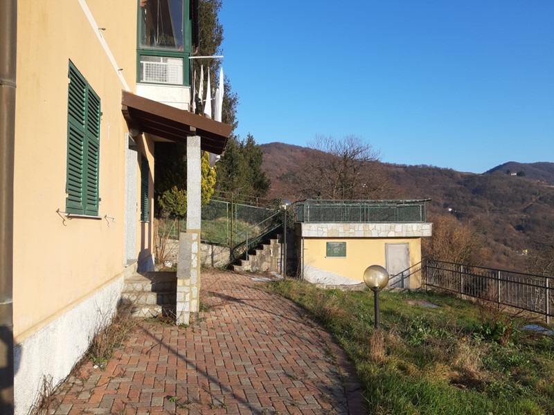 Appartamento in Affitto a Mignanego, zona Chiesa Giovi, 650€, 117 m², con Box