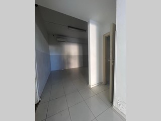 Immobile commerciale in Affitto a Francavilla al Mare, 1'150€, 