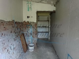 Trilocale in Vendita a Rosignano Marittimo, zona Castelnuovo Della Misericordia, 39'000€, 70 m²