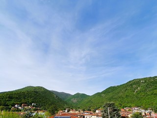 Trilocale in Vendita a Brescia, zona HINTERLAND - Est, 139'000€, 90 m², con Box