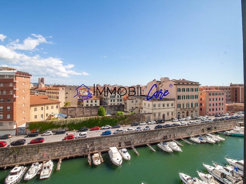 Appartamento in Vendita a Livorno, 350'000€, 180 m²