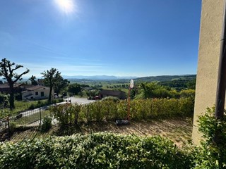 Trilocale in Vendita a Casole d'Elsa, zona Cavallano, 120'000€, 52 m², arredato, con Box