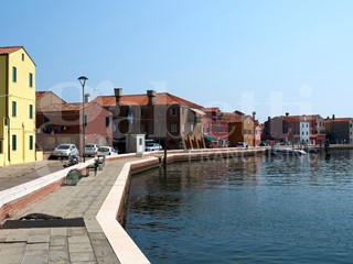 Trilocale in Vendita a Venezia, 398'000€, 113 m², arredato