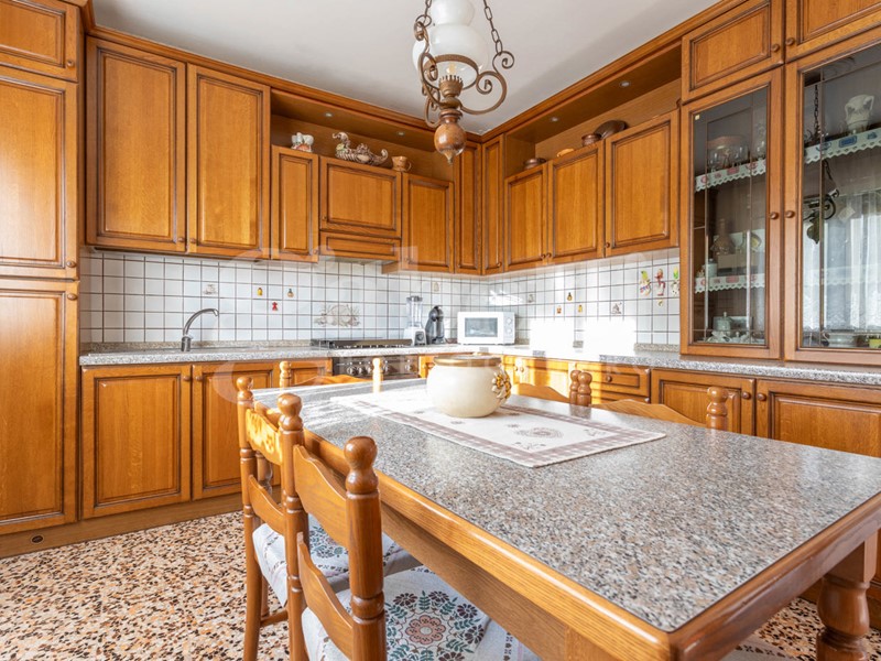 Villa bifamiliare in Vendita a Concordia Sagittaria, 165'000€, 120 m², arredato