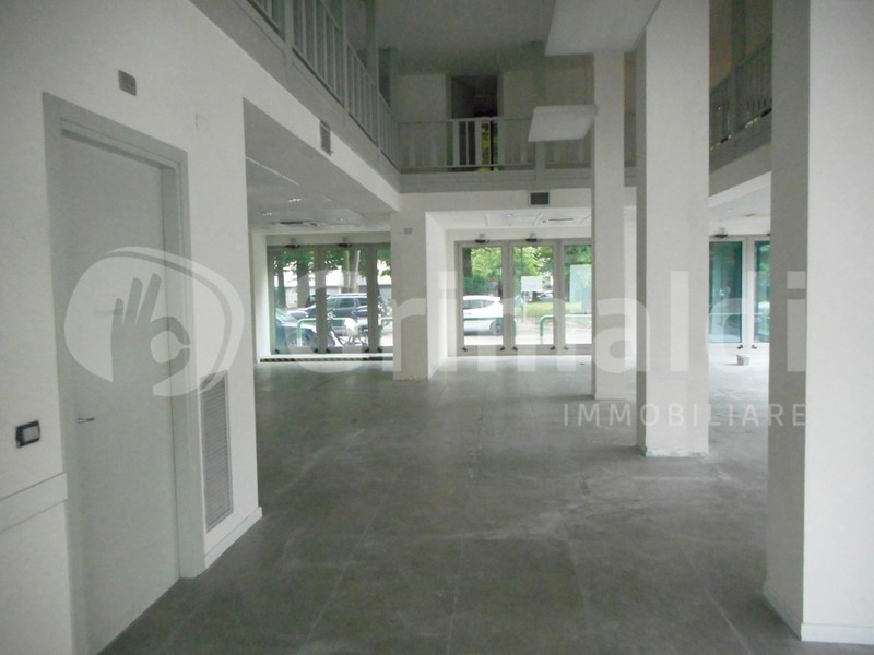 Ufficio in Vendita a Padova, 215'000€, 293 m²