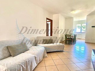 Trilocale in Vendita a Cecina, zona marina di cecina, 250'000€, 72 m², arredato