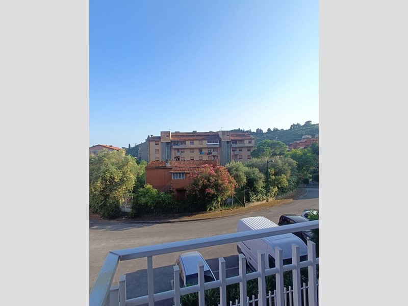 Appartamento in Vendita a Lerici, zona S.Terenzo, 320'000€, 122 m²