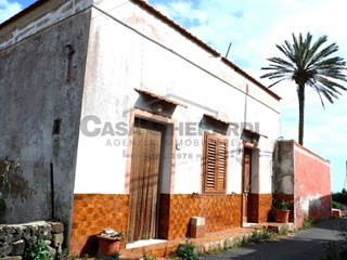 Casa Indipendente in Vendita a Pantelleria, 39'000&euro;, 70 m²