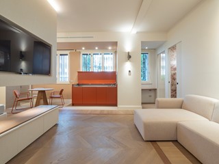 Bilocale in Vendita a Milano, 490'000€, 60 m², arredato