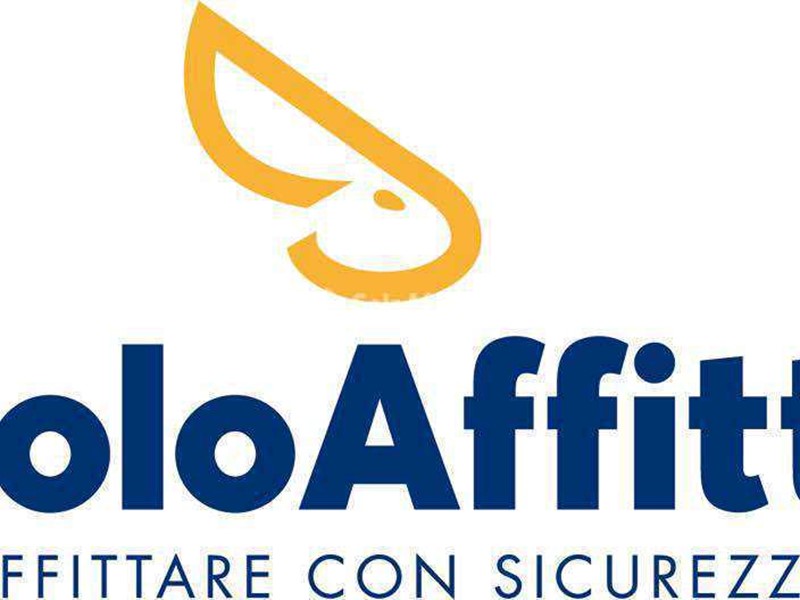 Ufficio in Affitto a Senigallia, zona Centro, 300€, 12 m², arredato