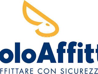 Ufficio in Affitto a Senigallia, zona Centro, 300€, 12 m², arredato