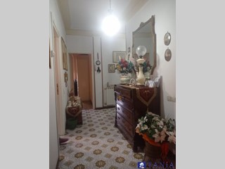 Appartamento in Vendita a Carrara, 240'000€, 114 m²