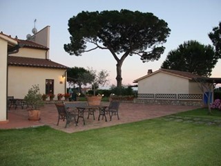 Bilocale in Vendita a Cecina, 162'000€, 53 m², arredato