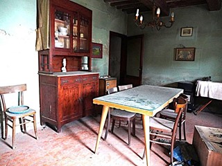 Casa Semi Indipendente in Vendita a Capannori, zona Pieve San Paolo, 75'000€, 195 m²