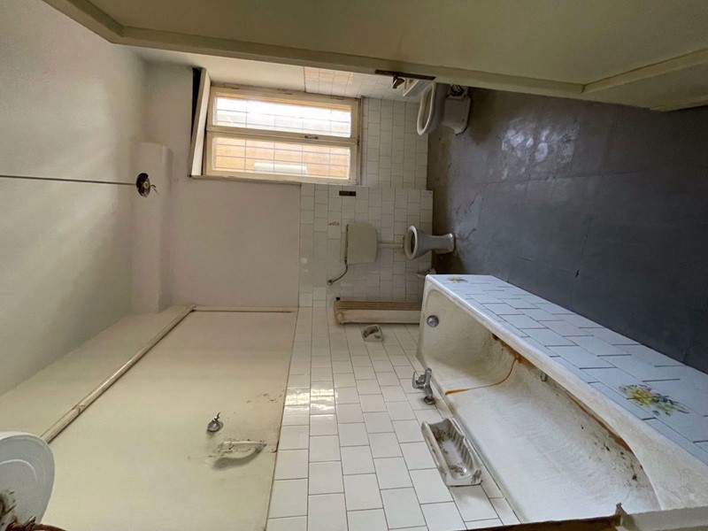 Appartamento in Vendita a Terni, 110'000€, 150 m²