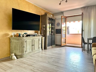 Appartamento in Vendita a Monteroni d'Arbia, 200'000€, 89 m², arredato, con Box