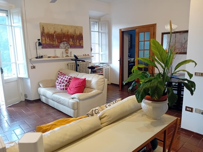 Appartamento in Vendita a Carmignano, zona Carmignano Stazione, 215'000€, 100 m²