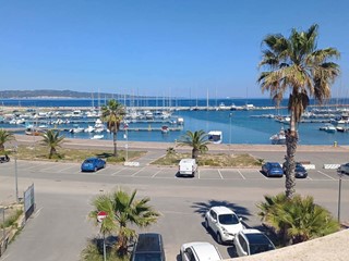 Trilocale in Vendita a Calasetta, 125'000€, 75 m², arredato