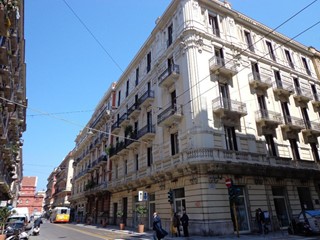 Appartamento in Vendita a Bari, 685'000€, 270 m²