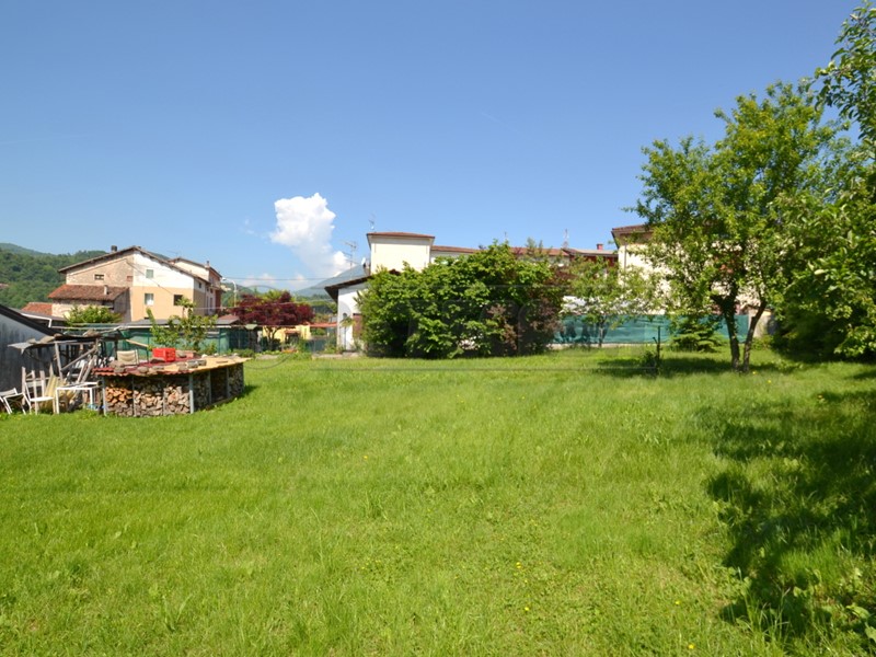 Terreno edificabile in Vendita a Valdagno, zona Ponte dei Nori, 63'000€, 660 m²