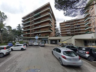 Quadrilocale in Affitto a Perugia, zona Semicentrale, 700€, 140 m²