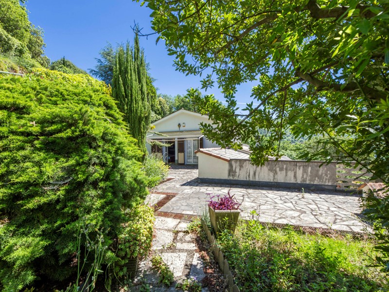 Casa Indipendente in Vendita a Moneglia, zona Bracco, 357'000€, 156 m²