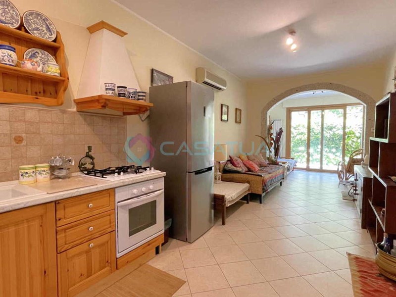 Appartamento in Vendita a Silvi, zona Zona Sud, 160'000€, 100 m²