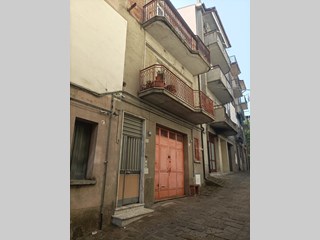 Quadrilocale in Affitto a Stigliano, zona Area  montagna materana  , 80 m², arredato