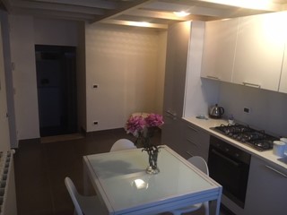 Villa in Vendita a Modica, zona MODICA BASSA, 225'000€, 180 m²