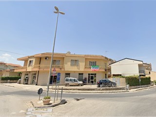 Immobile commerciale in Vendita a Modica, zona FRIGINTINI, 160 m²