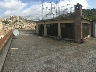 Mansarda in Vendita a Modica, zona MODICA BASSA, 35'000€, 80 m²