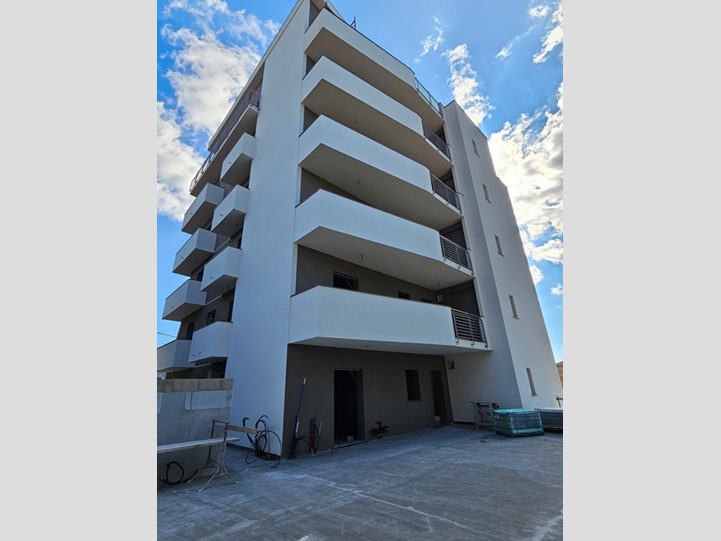 Quadrilocale in Vendita a Modica, zona SORDA QUARTIERE, 260'000€, 103 m², con Box