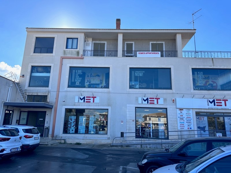 Appartamento in Vendita a Modica, zona SORDA PERIFERIA, 270'000€, 220 m², con Box