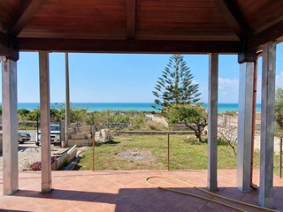 Villa in Vendita a Scicli, zona MARE, 185'000€, 105 m²