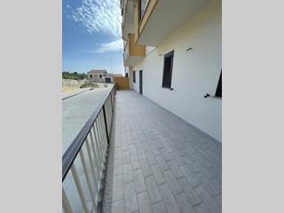 Trilocale in Vendita a Modica, zona FRIGINTINI, 105'000€, 70 m²