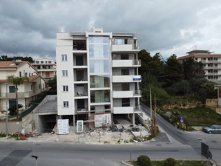 Quadrilocale in Vendita a Modica, zona SORDA QUARTIERE, 103 m², con Box