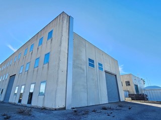 Immobile commerciale in Vendita a Modica, zona SORDA PERIFERIA, 900'000€, 1150 m²