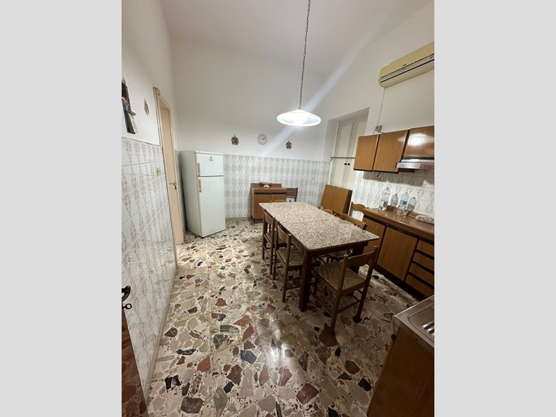 Villa in Vendita a Pozzallo, zona CENTRO, 155'000€, 160 m²