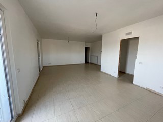 Appartamento in Vendita a Modica, zona FRIGINTINI, 160'000€, 142 m², con Box
