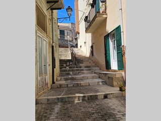 Villa in Vendita a Modica, zona MODICA ALTA, 38'000€, 45 m², arredato