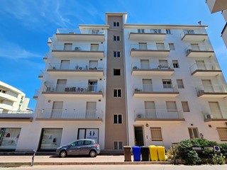 Quadrilocale in Vendita a Modica, zona SORDA QUARTIERE, 170'000€, 105 m², con Box